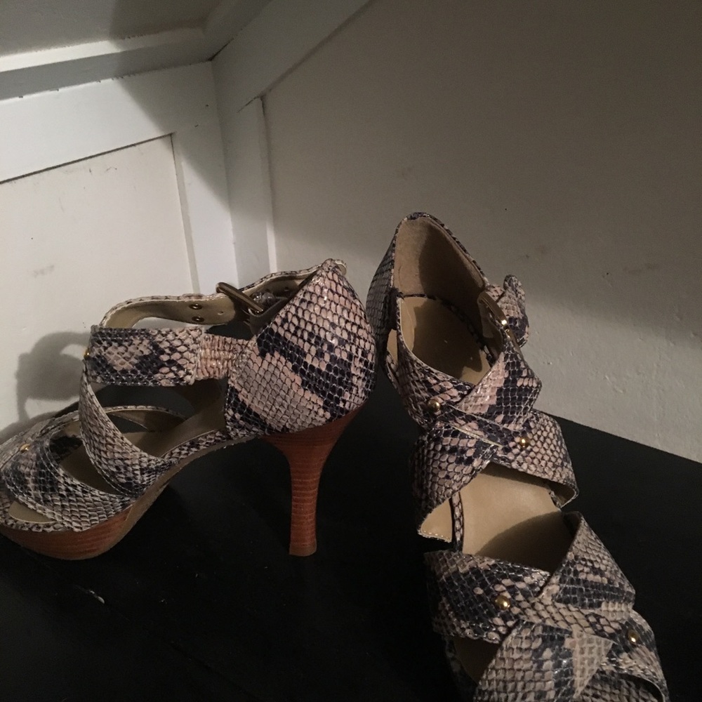 Brand new brown/black wooden heels